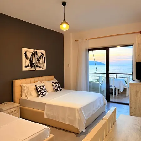 Soleil - Sea View With Balcony Apartamento Vlorë