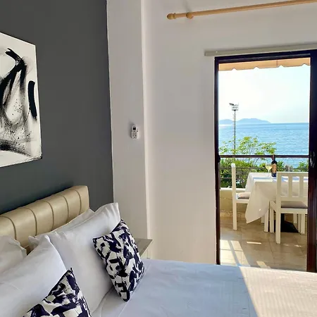Soleil - Sea View With Balcony דירה Vlorë