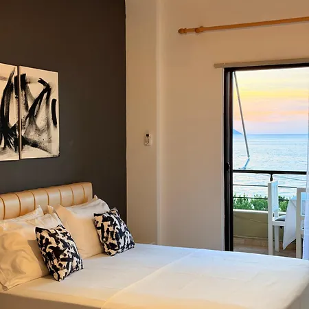 Soleil - Sea View With Balcony